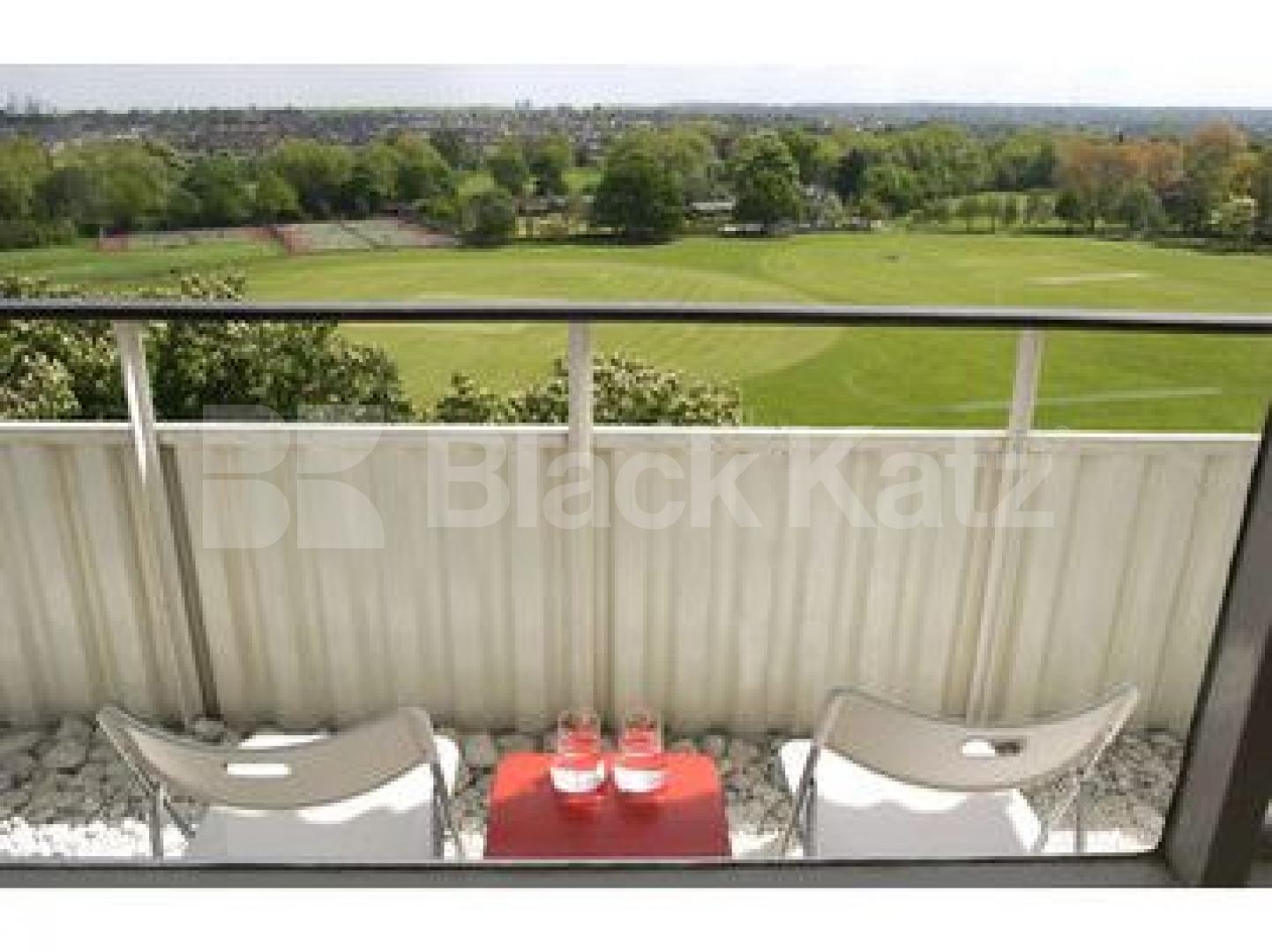 			NEW INSTRUCTION, 2 Bedroom, 1 bath, 1 reception Flat			 Fitzhugh Grove, Wansdworth Common